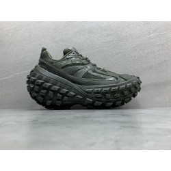 Gt Balenciaga Defender Sneaker Dark Green 685613W2RA63000