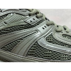 Gt Balenciaga Defender Sneaker Dark Green 685613W2RA63000