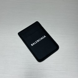 GT Balenciaga Cash Magnet Card Holder in Black Leather 6758352102T1090