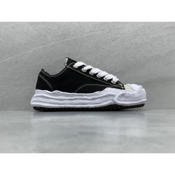 GT Maison MIHARA YASUHIRO MMY Hank Low Sneakers A05FW702