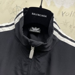 GT Balenciaga Adidas Tracksuit Jacket in Black 712280TMV151000