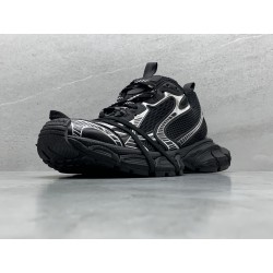 GT Balenciaga 3XL Sneaker Black 2.0 734734W3XL11090