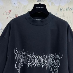 Balenciaga Tshirt  Black With New Logo