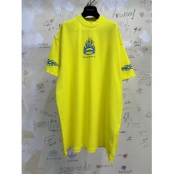 GT Balenciaga Men'S Burning Unity T-shirt In Yellow