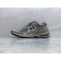 GT New Balance  M2002RA Dark Grey