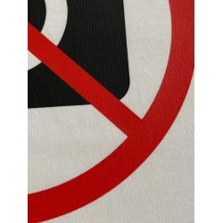 GT Vetements  Forbbiden Pic White Tee