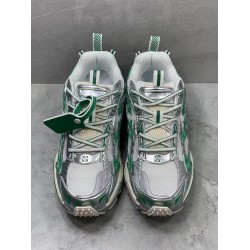 GT Off White Be Right Back Red White Green
