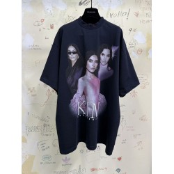 GT Balenciaga  Kim K T-shirt in Faded Black