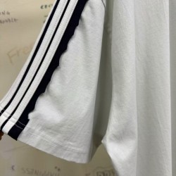 GT Balenciaga Unity Sports Icon T-shirt in Dirty White/black