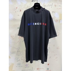GT Balenciaga International T-shirt in Faded Black