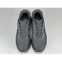 GT On Running Cloundtilt Black