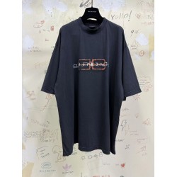GT Balenciaga Men's Bb Icon Stencil T-shirt in Faded Black