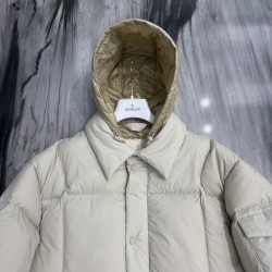 Moncler Zippered Pocket Detachable Hooded Long-Sleeved Down Jacket for Men