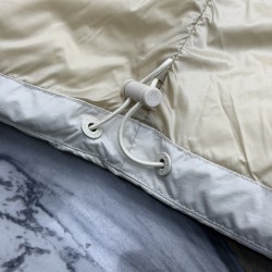 Moncler Zippered Pocket Detachable Hooded Long-Sleeved Down Jacket for Men