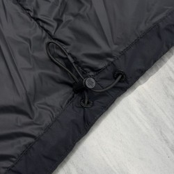 Moncler Zippered Pocket Detachable Hooded Long-Sleeved Down Jacket Black