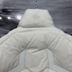 Moncler Zipper Long Sleeve Down Jacket White 