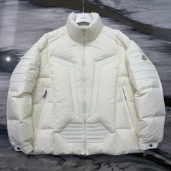 Moncler Zipper Long Sleeve Down Jacket White 