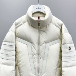 Moncler Zipper Long Sleeve Down Jacket White 