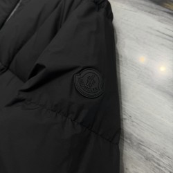 Moncler Fusain Series Hooded Long-Sleeve Down Jacket Unisex