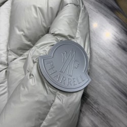 MoNCLER Triangle Quilted Nylon Stand Collar Down Jacket