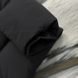 Moncler Solid Color Hooded Down Jacket Black