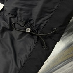 Moncler Solid Color Hooded Down Jacket Black