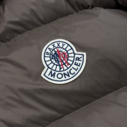 Moncler x Christopher Raxxy Collaboration Stand Collar Zip-Up Logo Down Jacket Unisex 