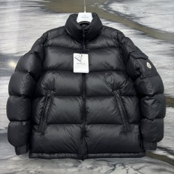 Moncler Levitha Series Slim Fit Comfortable Goose Down Jacket
