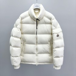 Moncler Levitha Series Slim Fit Comfortable Goose Down Jacket Cream