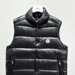 M0ncler Tib Solid Color Logo Patent Leather Stand Collar Short Vest with Down Filling  Black