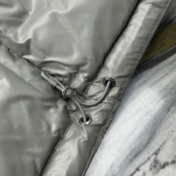 Moncler Maya Series Winter Ski Season Solid Color Down Jacket 