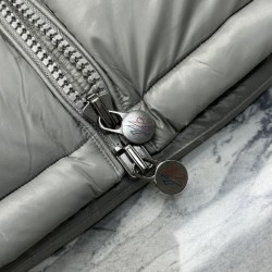 Moncler Maya Series Winter Ski Season Solid Color Down Jacket 