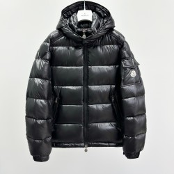 Moncler Maya Series Winter Ski Season Solid Color Down Jacket Black