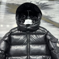 Moncler Maya Series Winter Ski Season Solid Color Down Jacket Black