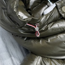 Moncler Chiablese Series Long-Sleeve Down Jacket