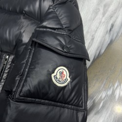 Moncler Chiablese Series Long-Sleeve Down Jacket Black