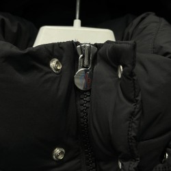 M0ncler Logo Print Double-Front Hooded Long-Sleeve Down Jacket Green