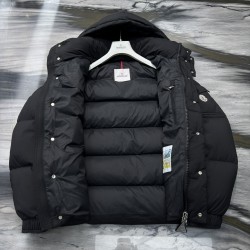 M0ncler Logo Print Double-Front Hooded Long-Sleeve Down Jacket Green