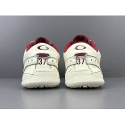 GT GT Balenciaga Hamptons Worn-Out White