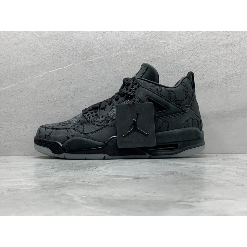 GT AJ4 Kaws Black 930155-001