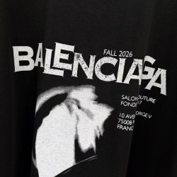 GT Balenciaga Men's Lady In Shades T-shirt in Black
