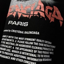 GT Balenciaga Men's The Door T-shirt in Black 850345TUVO41000