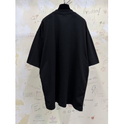 GT Balenciaga Men's Messy Spray T-shirt in Black