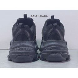 GT Batch Balenciaga Triple-S Triple Black