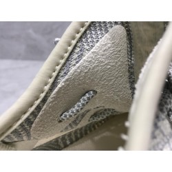 GT Batch Adidas Yeezy Boost 350 V2 Lundmark Non-Reflective