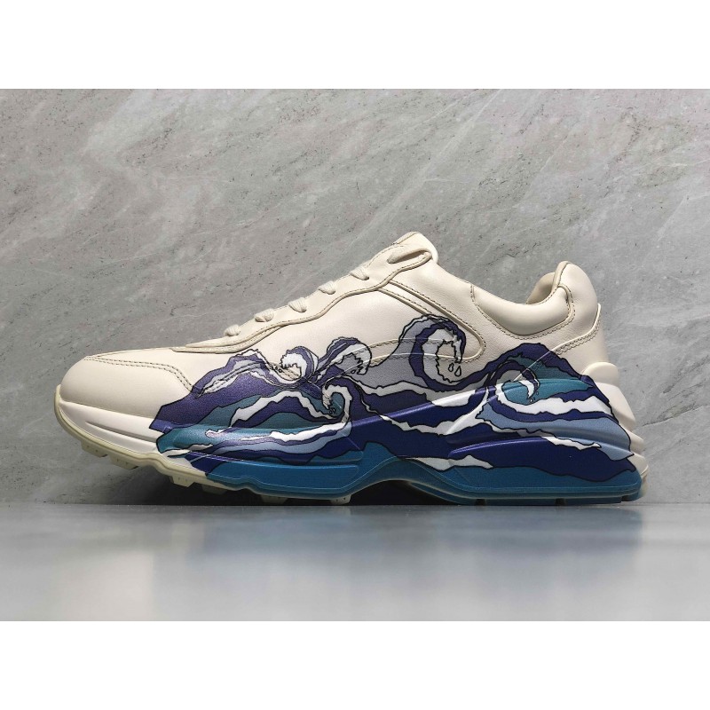 gucci rhyton wave on feet
