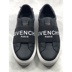 GT Batch Givenchy Paris Strap Sneakers Black