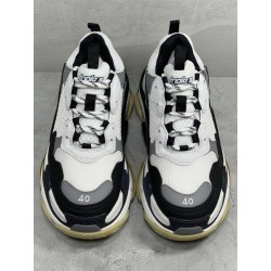 GT Batch Balenciaga Triple S White Grey Black