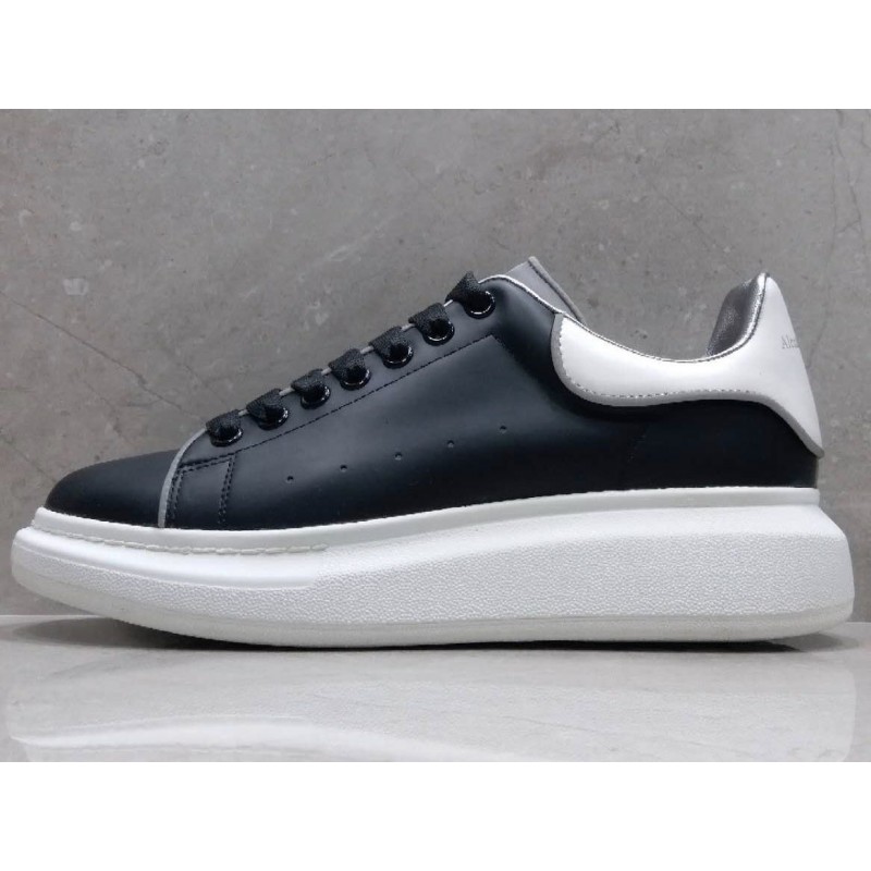 kalender ingeniør Validering GT Alexander McQueen Oversized Sneaker Black White - Allkicks247