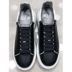 GT Alexander McQueen Oversized Sneaker Black White